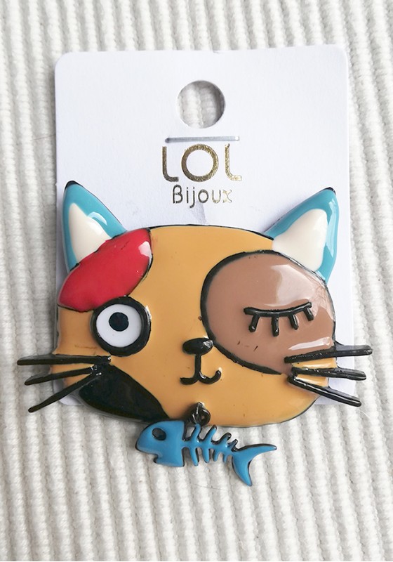 Lol Broche Multicolore Sardine Tete De Chat Tendance Rouge Jaune Beige Ou Noire